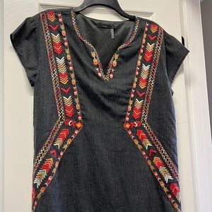 THML Embroidery Shift Dress Sz Medium